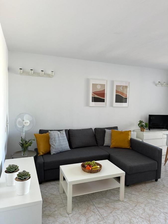 Pool View Apartment Primavera Arona  Bagian luar foto