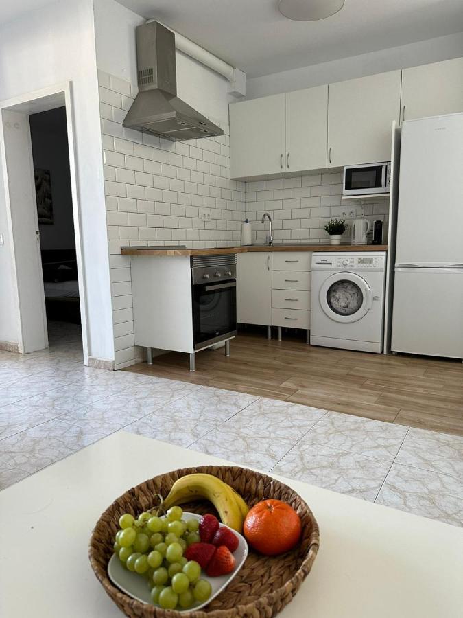 Pool View Apartment Primavera Arona  Bagian luar foto