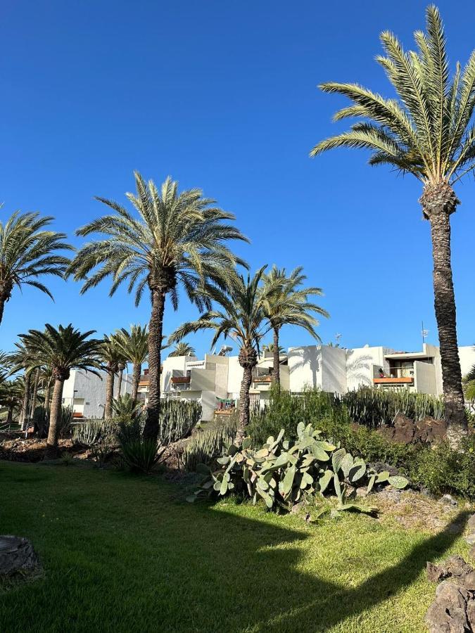 Pool View Apartment Primavera Arona  Bagian luar foto