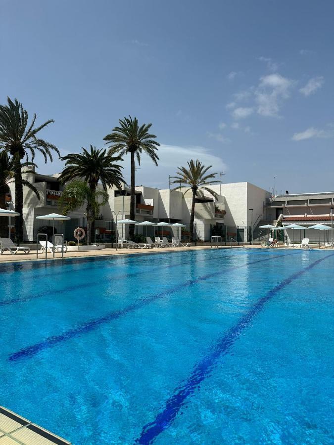 Pool View Apartment Primavera Arona  Bagian luar foto